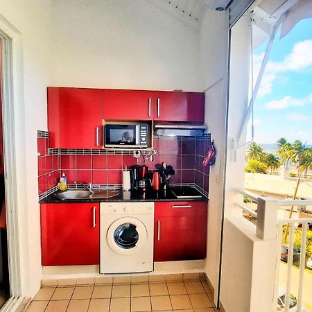 Studio La Belle Vue, vue mer, wifi, plage à 50m Le Moule Exterior foto